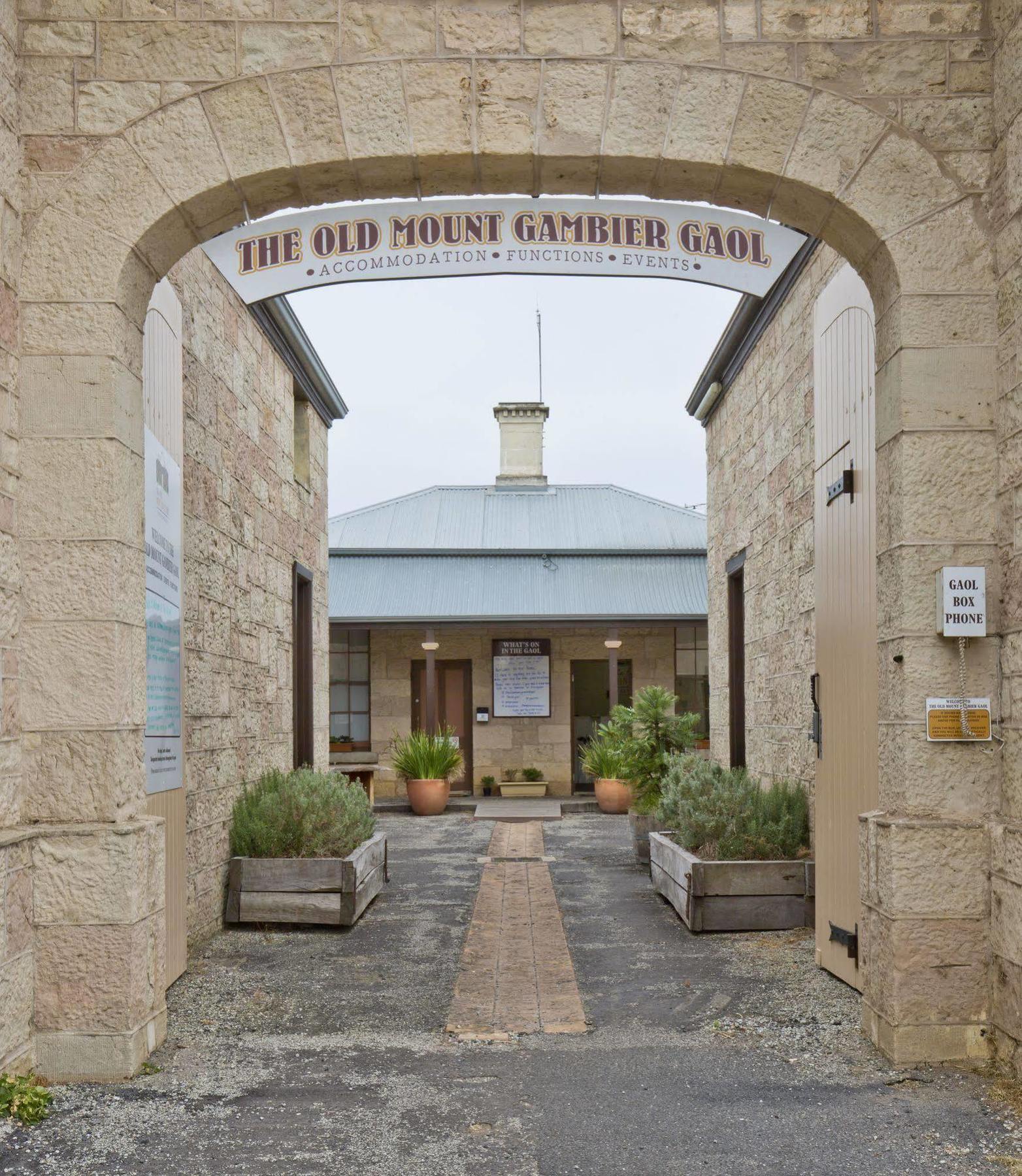 The Old Mount Gambier Gaol Otel Dış mekan fotoğraf